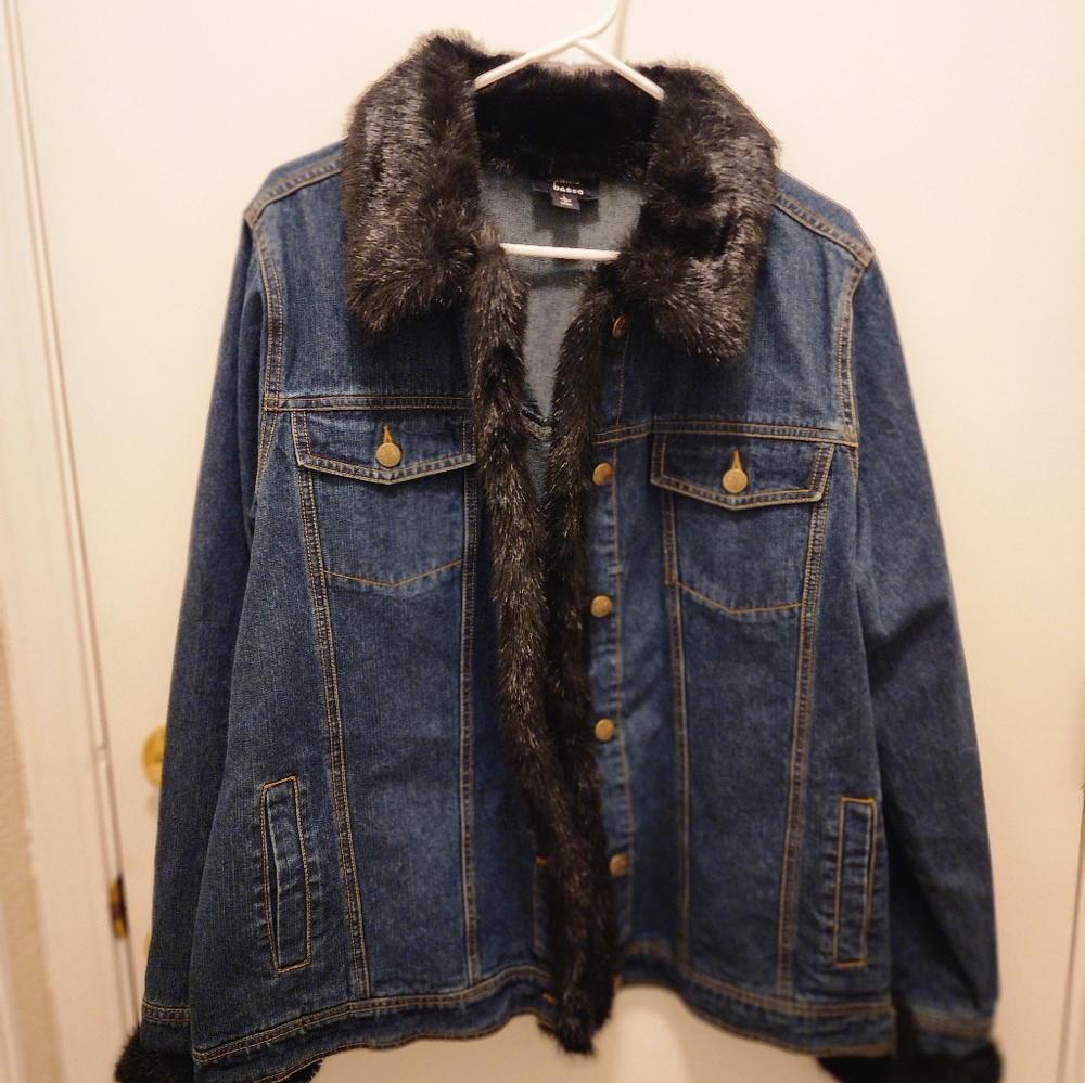 Dennis Basso Size L Jean Jacket with faux fur trim